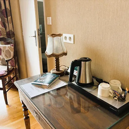 Logis Beau Site Hotel 3*