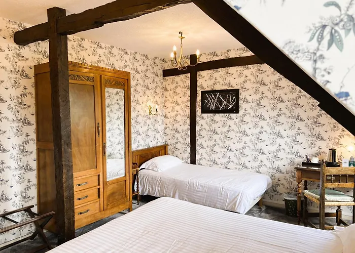 Hotel Logis Beau Site