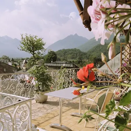 罗吉斯比塞塔酒店 酒店